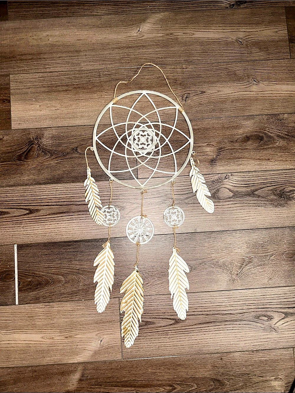 Dreamcatcher Wall Decor in White & Gold